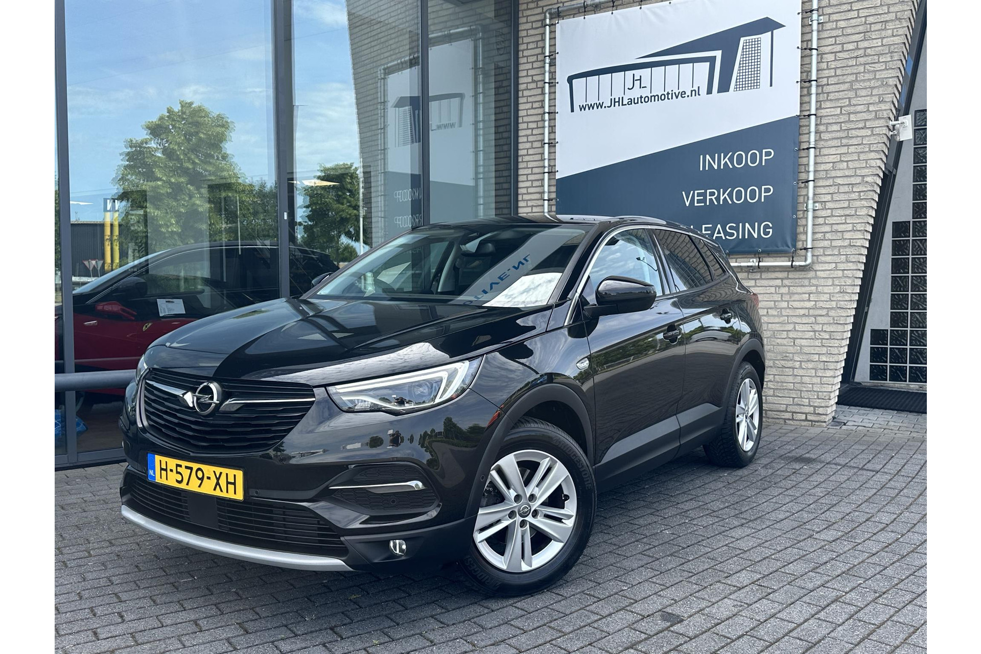 Opel Grandland X 1.2 Turbo Business Executive*NAVI*ECC*CRUISE*HAAK*